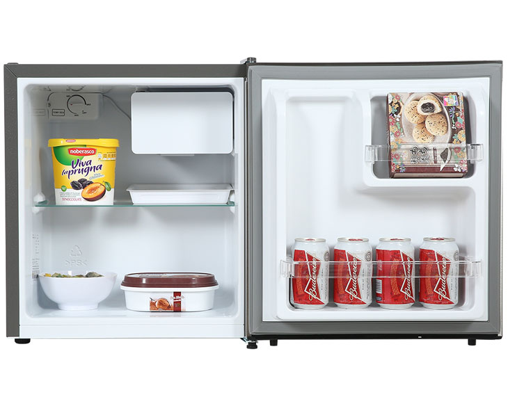 Tủ lạnh Electrolux 45 lít EUM0500AD-VN - góc nhìn 3
